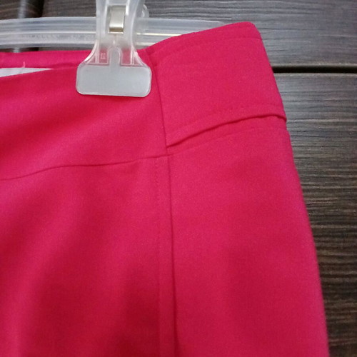 H&M skirt fuchsia size 38 like new