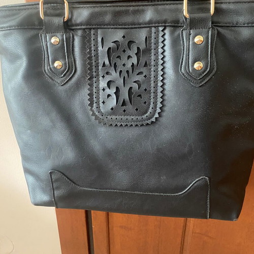 Vintage black shoulder bag made of eco leather like new