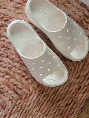 Crocs white slippers like new with low heel, size 38-38.5