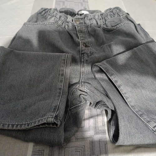 Zara gray jeans size 42 like new, elastic