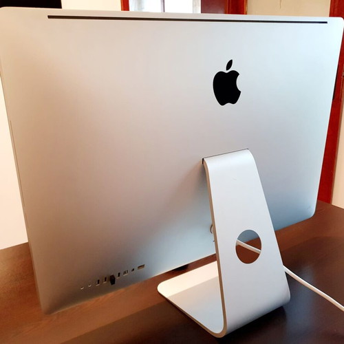 Apple iMac 27" like new with Intel Core i5, 16GB RAM, 1TB HDD