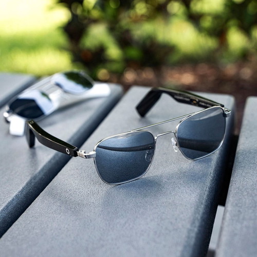 Lucyd Starman Sunglasses Unisex with Bluetooth Headphones