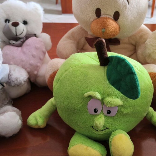 Various stuffed toys like new in excellent condition