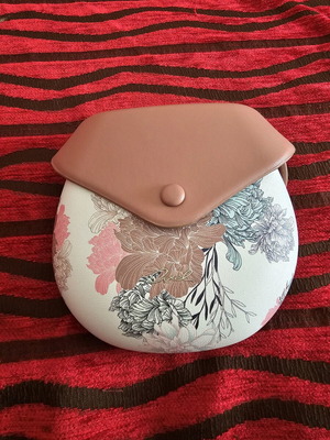 Axel round floral crossbody bag new