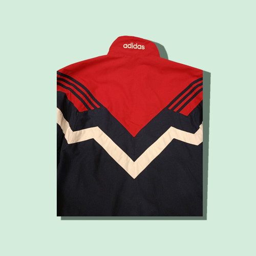 Adidas vintage 90s track jacket used, red and navy with zigzag design, size S