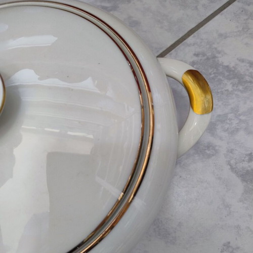 Porcelain Serving Bowl with Lid Thomas Germany like new, gold details