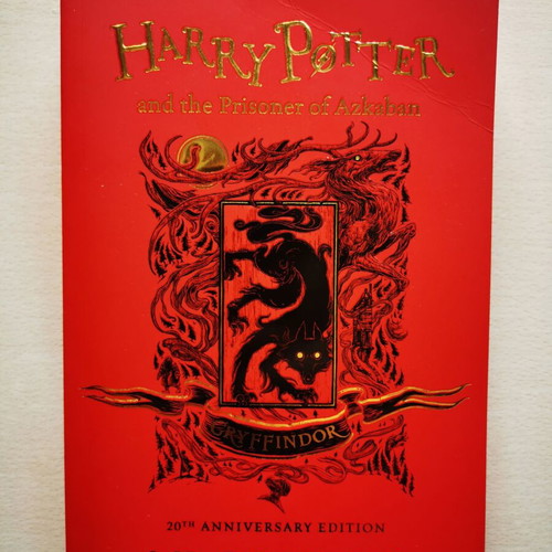 Harry Potter Gryffindor House Edition paperback set like new
