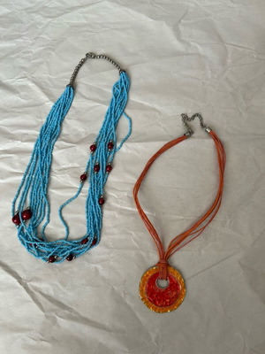 Set of beautiful necklaces for neck new, sold together