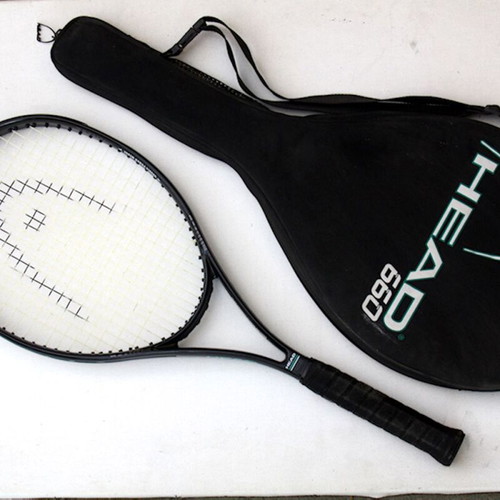 Head Genesis 660 Tennis Racket like new with case