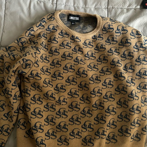 SunsetGo! women's beige pullover like new, size L