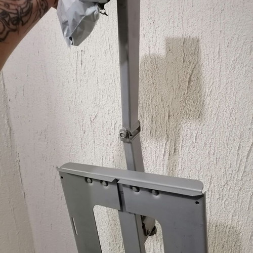 TV stand like new