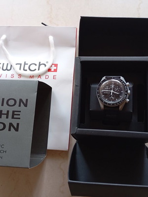 Omega x Swatch Bioceramic MoonSwatch Mission to the Moon new