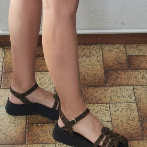 Leather flatform sandals leopard print like new