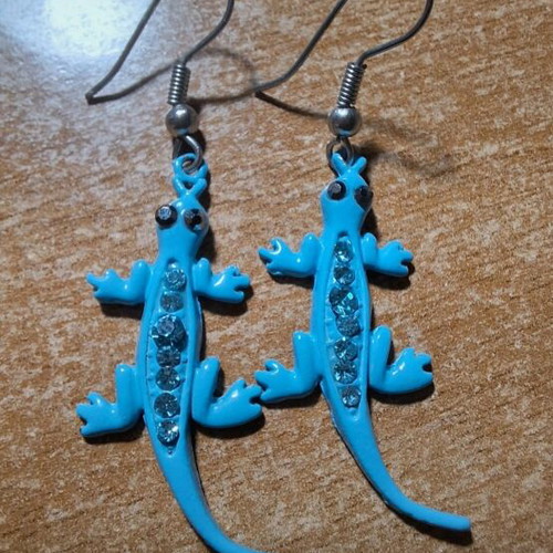 Lizard Earrings steel turquoise with rhinestones like new