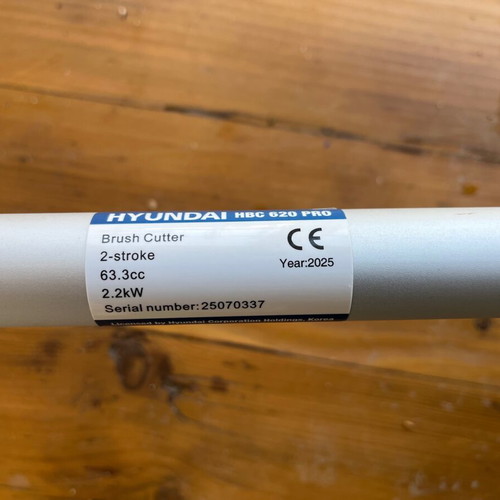 Hyundai Petrol Brush Cutter like new, 63cc, with half-moon blade