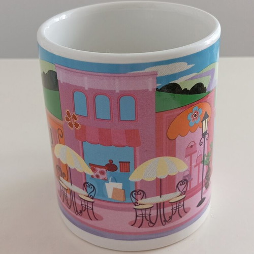 Porcelain mug like new with pink design