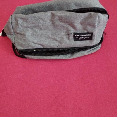 Men's toiletry bag new, gray with many compartments