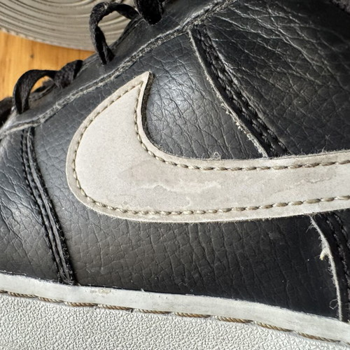 Nike Air Force 1 '07 LV8 sneakers size 38.5 used, black and grey