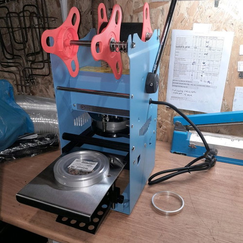 Sealing machine for plastic bowls and cups new