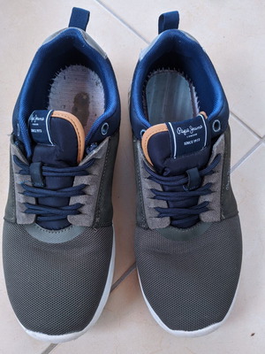 Pepe Jeans London Ultra Foam men's sneakers like new, size 44
