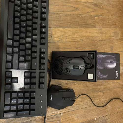 Xtrfy M4 Wireless mouse and NOD Iron Strike mechanical keyboard set like new