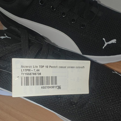Puma Anzarun Lite running shoes new, size 44, black and white
