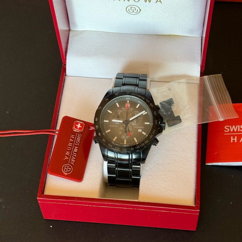 Swiss Military Navigator 40mm watch like new with box and papers