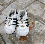  παπούτσια αγκαλιάς Adidas No 19