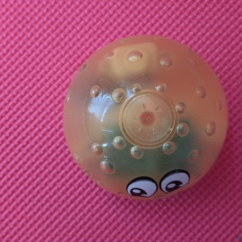 Bath fountain toy from Jumbo used, battery operated