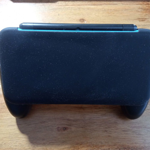 Nintendo 2DS XL modded like new with handgrip, charger, and 64GB micro SD