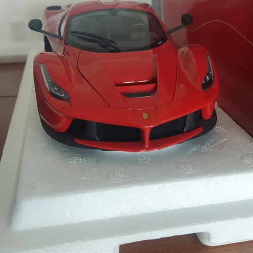 Ferrari LaFerrari BBR model scale 1:18 like new