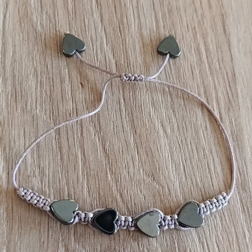 Handmade macrame bracelet with hematite, like new