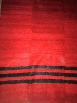 Velentza wool rug like new 2.38 x 1.47 m