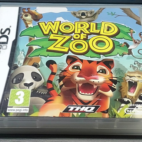 World of Zoo Nintendo DS case used with all accessories