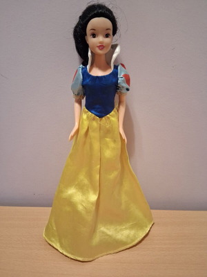 Disney Simba Snow White doll like new