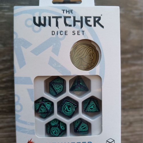 The Witcher Yennefer dice set new