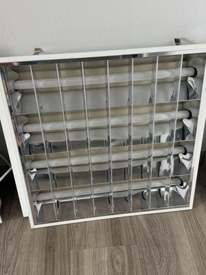Φωτιστικό πάνελ φθορίου με 4 λάμπες, 60 x 60 εκ.