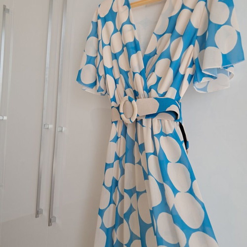 Women's midi dress cruzé like new, white and turquoise