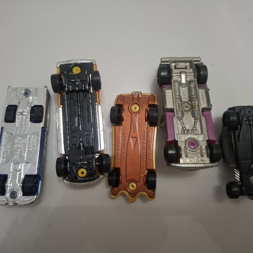 Hot Wheels set of 5 cars with white racing car gift
