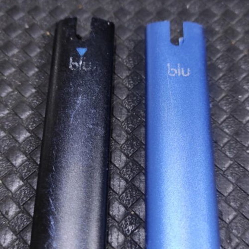 Blu vaping devices set of 2 used with marks
