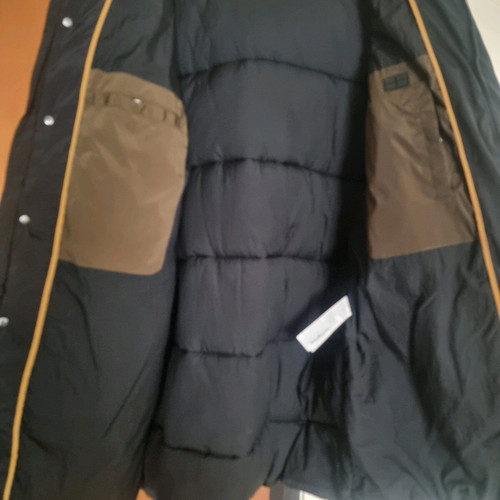 Zara men's puffer jacket black like new, water-repellent