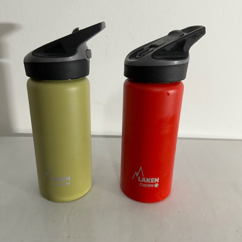 Laken Thermos Bottles 500ml Like New, Set of 2 with Jannu Lid