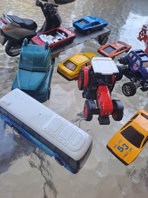 Set of 12 miniature vehicles