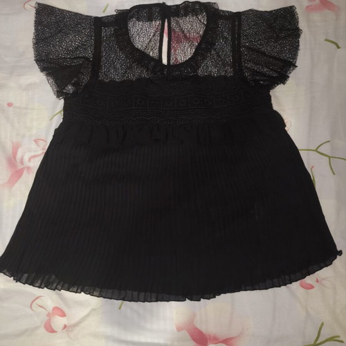 Zara Basic black lace blouse pleated design size XS like new