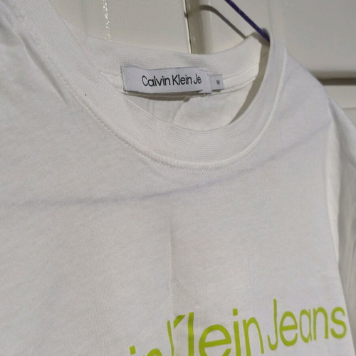 Calvin Klein t-shirt new unworn, size M, white