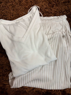 Oysho pyjama like new, beige, top medium, bottom small