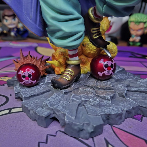 Buggy figure from One Piece anime like new, 26 cm height