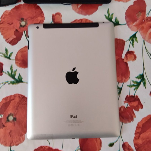 iPad 4 used in excellent condition