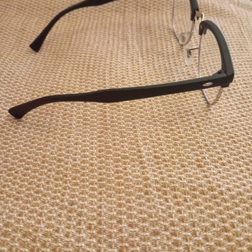 Myopia glasses new, black with cleaning cloth and cord