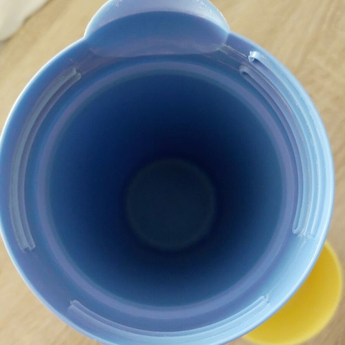 Tupperware jug 1.1lit used with removable handle and screw cap